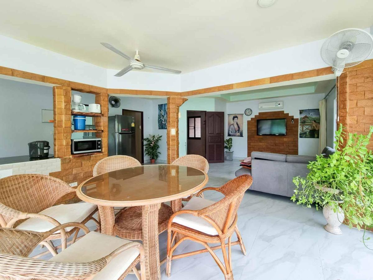 Tina'S Living Paradise - Guesthouses With Private Pool Ban Phe Exterior photo